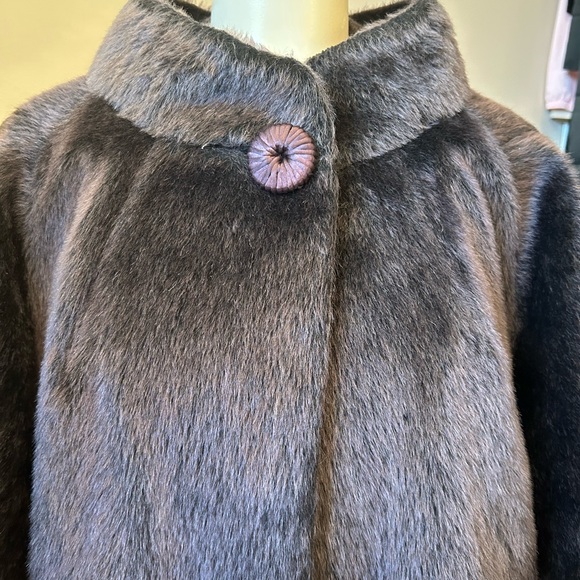 Elegant Dark Gray Women's Coat - Picture 2 of 8